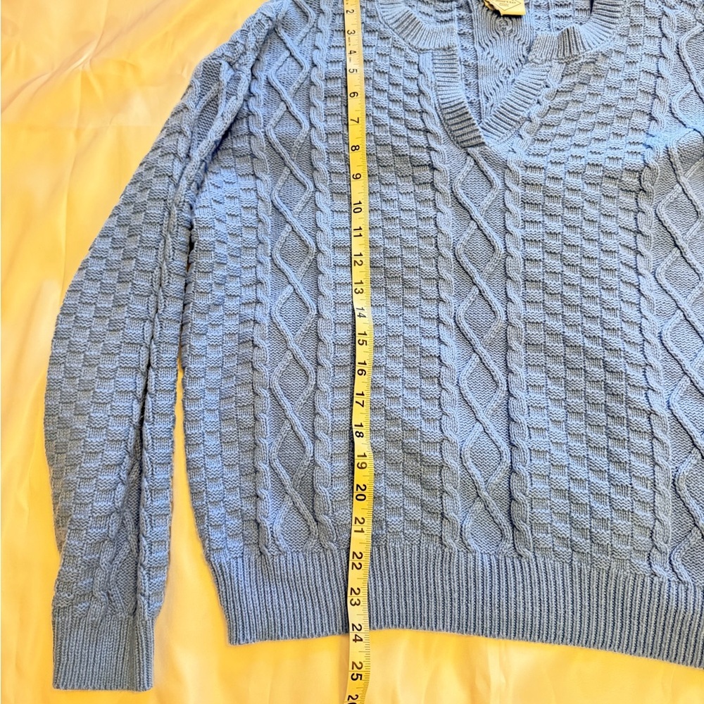 Cable Knit Sweater – Blue | Size L - Picture 2 of 5